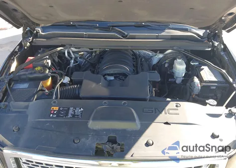 2015 GMC Yukon Xl 1500 Denali z USA, uszkodzony, nr VIN 1GKS2JKJXFR244214